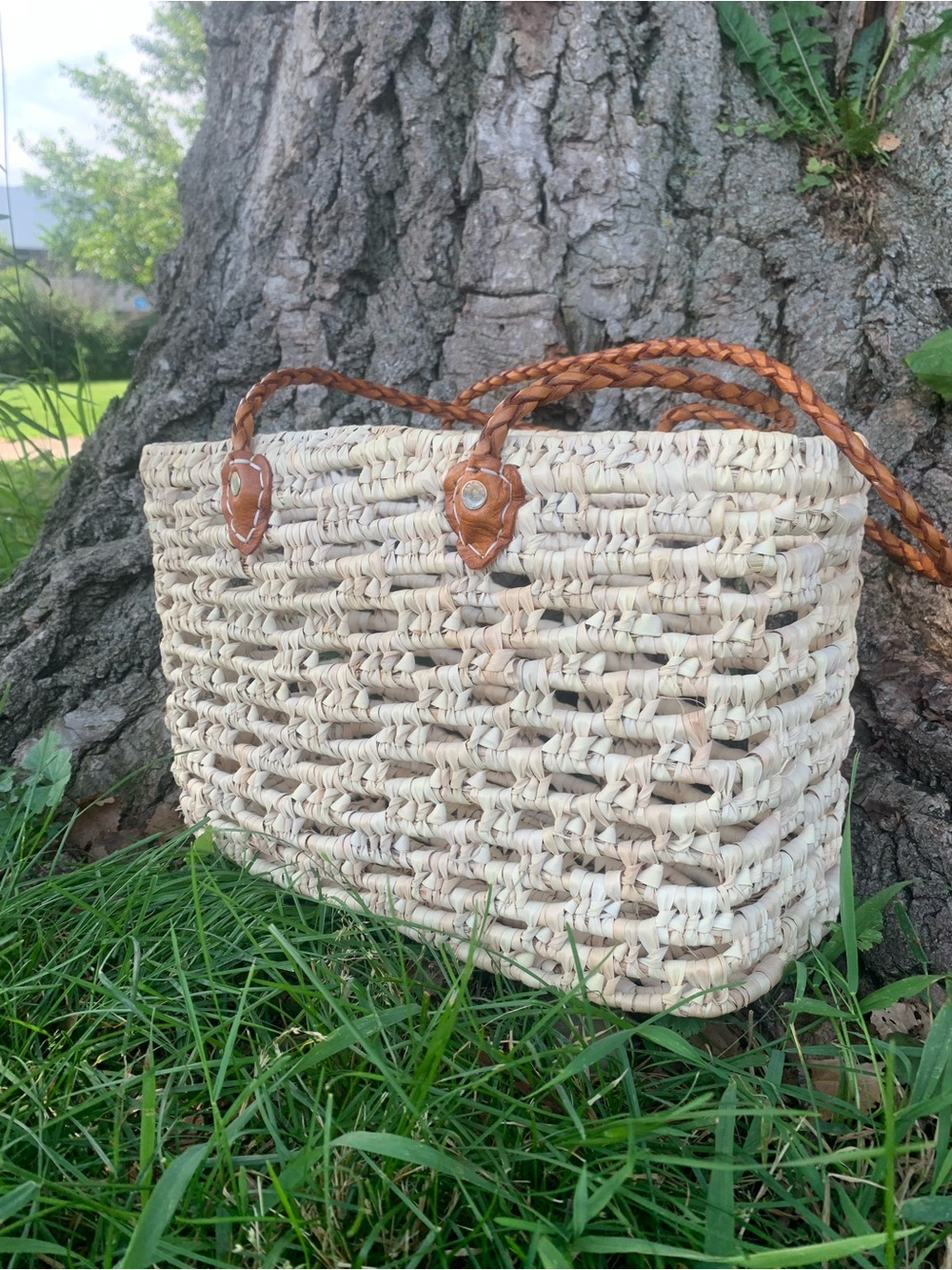 NWT Handwoven picnic basket bag- wicker basket -tote bag - beach bag basket - Picture 6 of 15